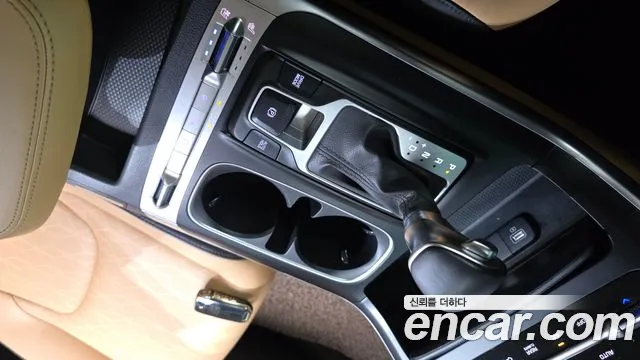 Kia Canival Carnival 4 поколение Бензин 9 мест Prestige — Фото автомобиля 9