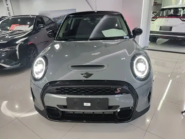 MINI Hatch — Фото автомобиля 2