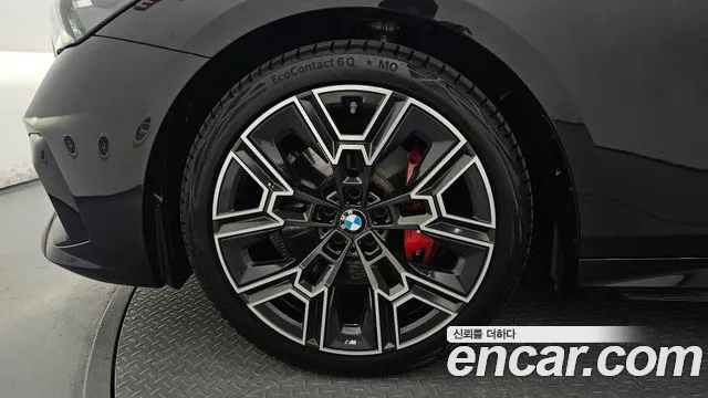 BMW 5-Series 5 серия (G60) 530i xDrive M Sport Pro Special Edition — Фото автомобиля 5