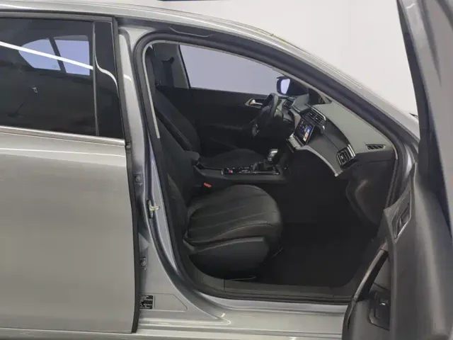 Peugeot 408 — Фото автомобиля 8