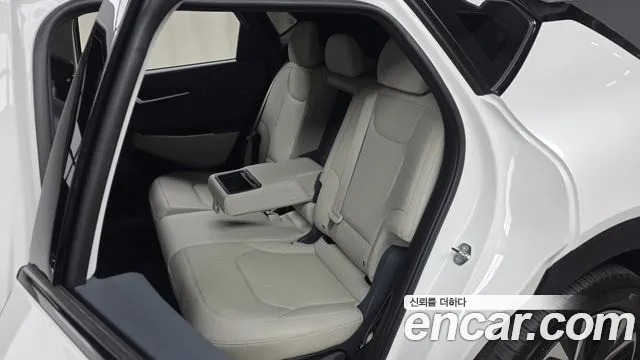 Kia EV6 — Фото автомобиля 17