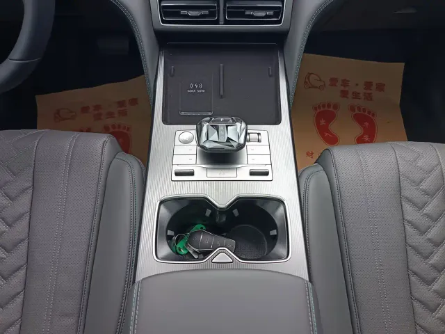 BYD Song L DM-i — Фото автомобиля 14