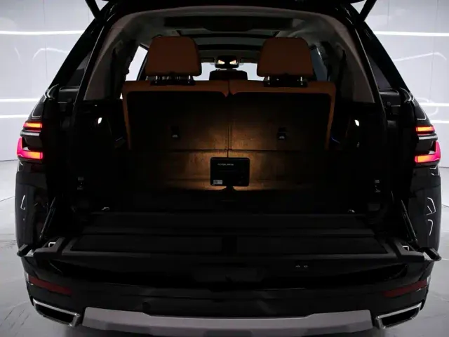 BMW X7 — Фото автомобиля 17