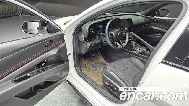 Hyundai Avante CN7 — Фото автомобиля 15
