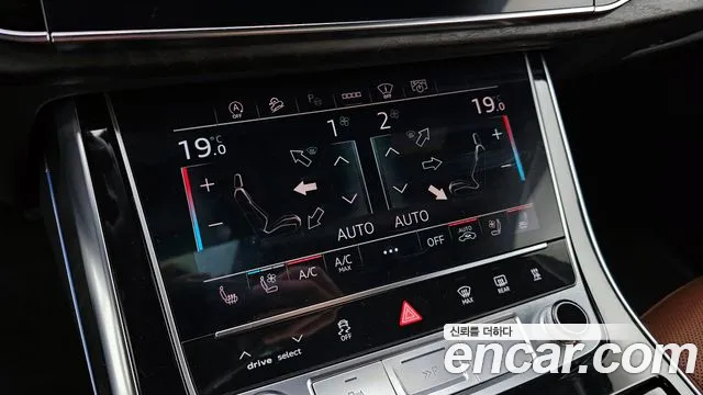 Audi Q7 45 TDI quattro Premium — Фото автомобиля 29
