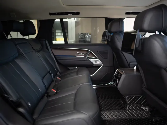 Land Rover Range Rover — Фото автомобиля 16