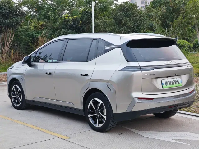 GAC Aion Y — Фото автомобиля 3
