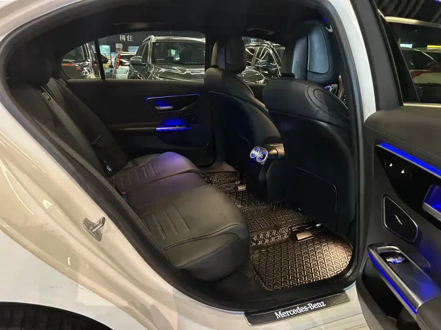 Mercedes-Benz C-Class — Фото автомобиля 8