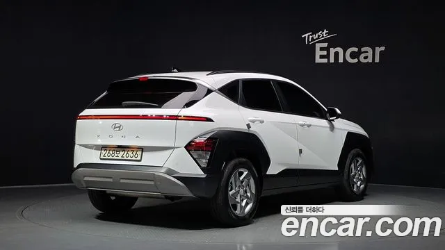 Hyundai Kona Kona (SX2) Бензин 2.0 2WD — Фото автомобиля 2