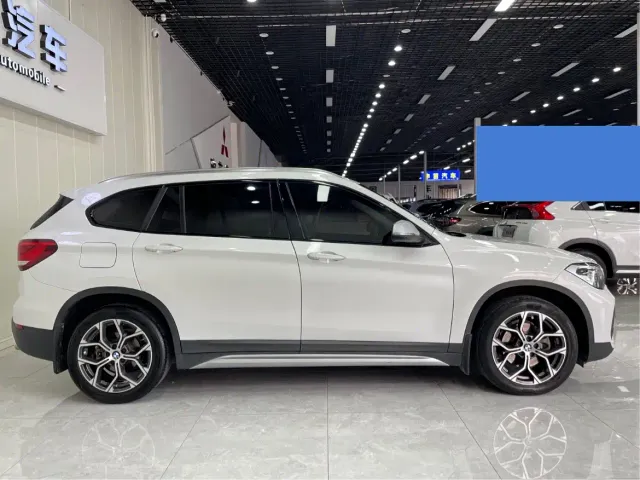 BMW X1 — Фото автомобиля 9