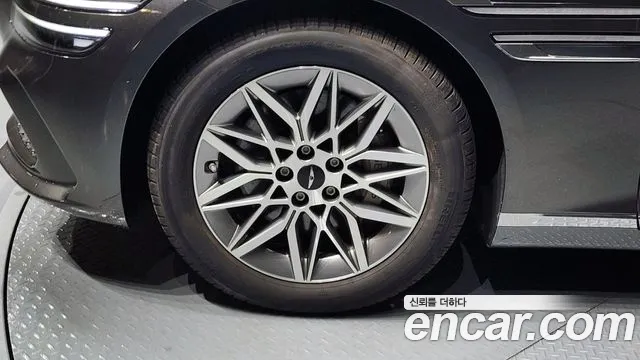 Genesis G80 Бензин 2.5 турбо 2WD — Фото автомобиля 5