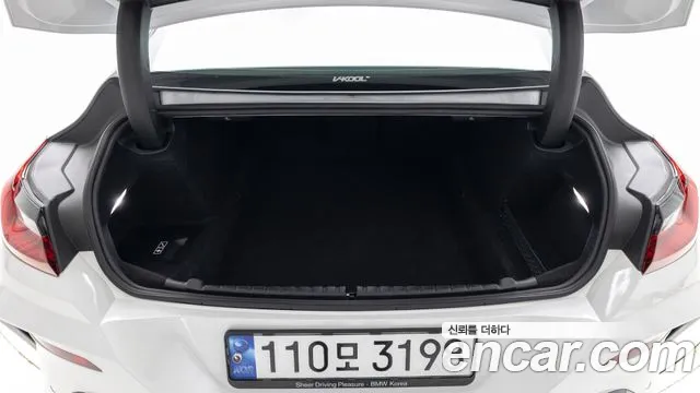 BMW 8 Series G15 — Фото автомобиля 7
