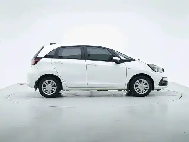 Honda Fit — Фото автомобиля 2