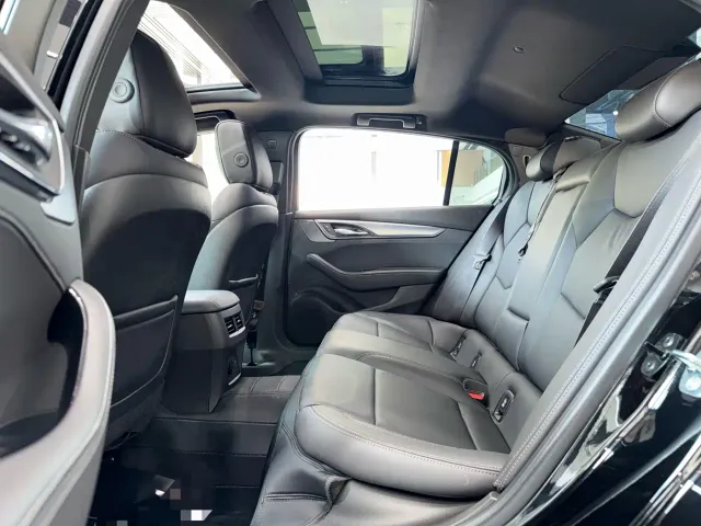Cadillac CT5 — Фото автомобиля 7