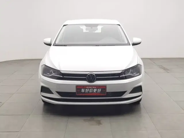 Volkswagen Polo — Фото автомобиля 3