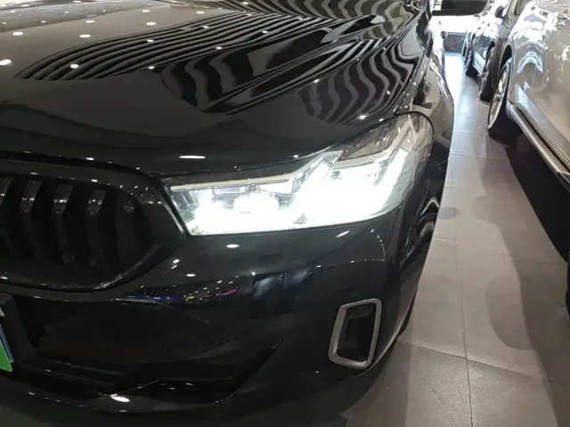 BMW 6 Series Gran Turismo — Фото автомобиля 23