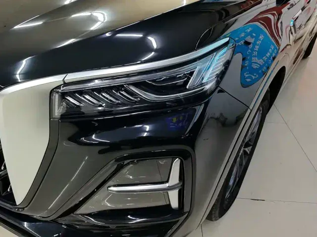 Hongqi HS5 — Фото автомобиля 5