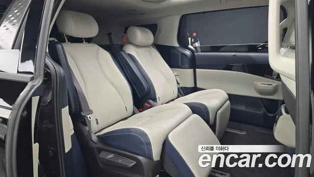 Kia Carnival 4th Gen — Фото автомобиля 16