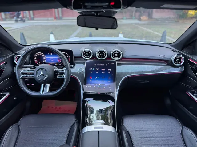 Mercedes-Benz C-Class — Фото автомобиля 12