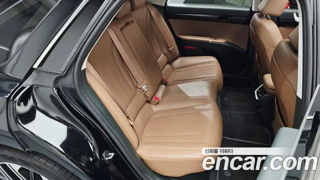 Hyundai Grandeur — Фото автомобиля 8
