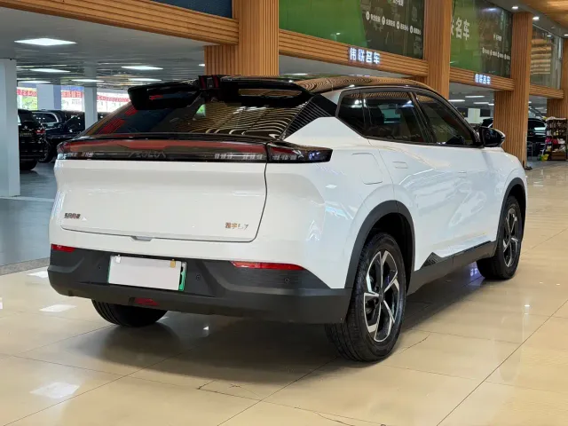 Dongfeng Fengshen L7 — Фото автомобиля 22