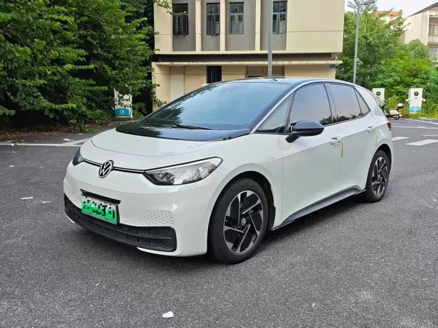 Фотография автомобиля — Volkswagen ID.3