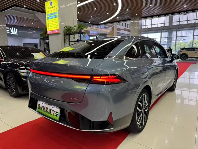 Xpeng P5 — Фото автомобиля 14