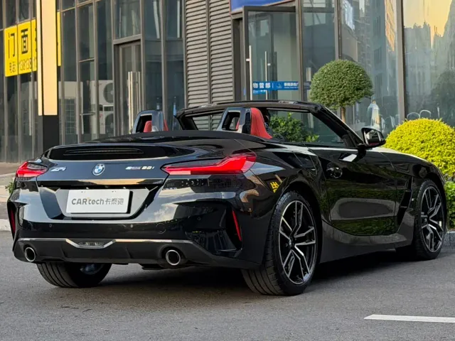 BMW Z4 — Фото автомобиля 3