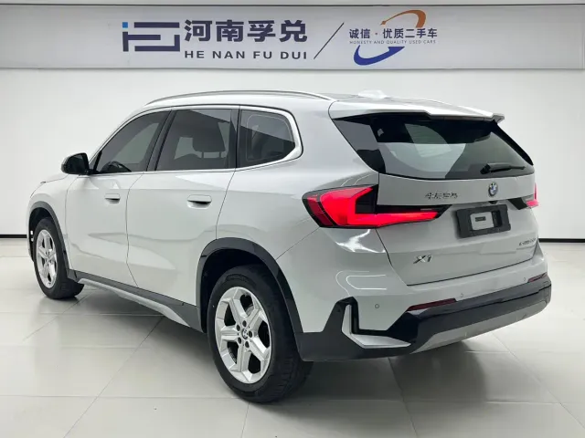BMW X1 — Фото автомобиля 6