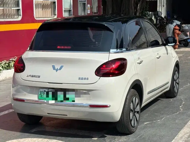 Wuling Bingo — Фото автомобиля 7