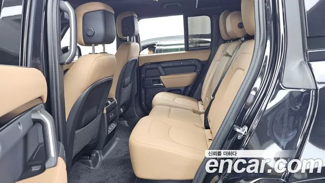 Land Rover Defender Defender (L663) 110 P300 X-Dynamic SE — Фото автомобиля 21