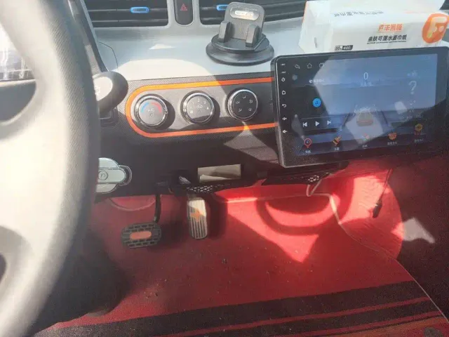 Wuling Hongguang Mini EV — Фото автомобиля 9