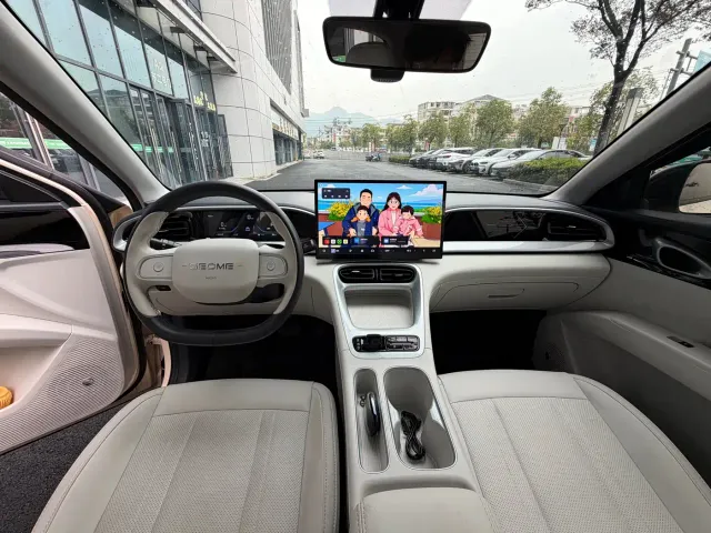 Geely Starry Wish — Фото автомобиля 7