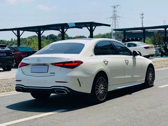 Mercedes-Benz C-Class — Фото автомобиля 4
