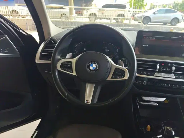 BMW X3 — Фото автомобиля 10