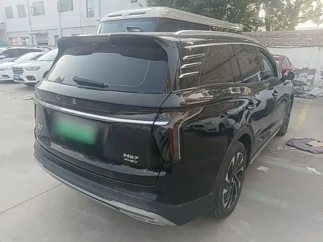 Hongqi HS7 PHEV — Фото автомобиля 6