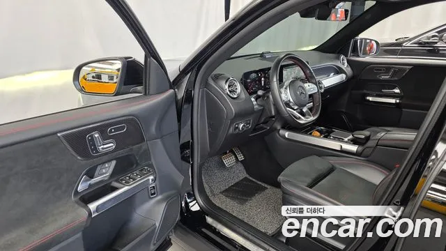 Mercedes-Benz GLB-Class X247 — Фото автомобиля 10