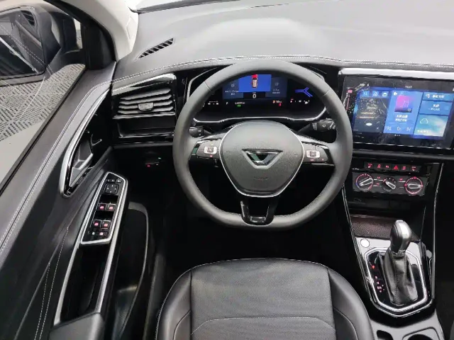 Jetta VS7 — Фото автомобиля 11