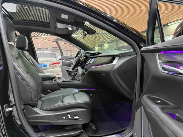 Cadillac XT5 — Фото автомобиля 15