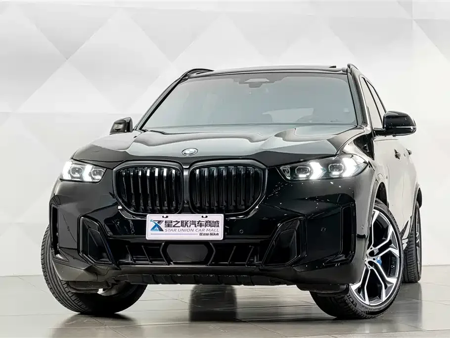 BMW BMW X5 2026 xDrive 40Li M Sport Night Edition Package — Фото автомобиля 3