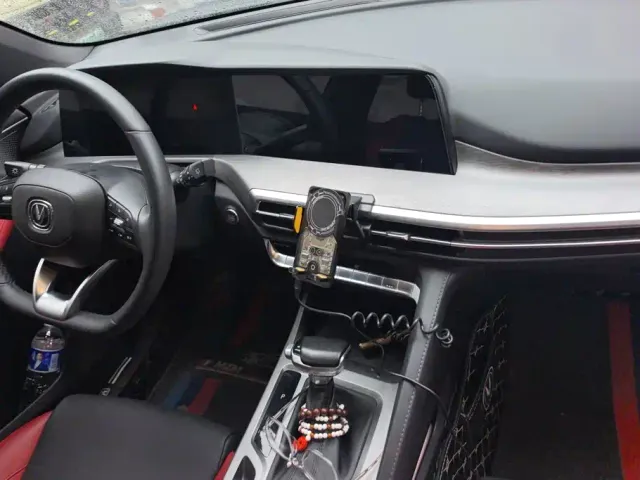 Changan CS35 Plus — Фото автомобиля 13