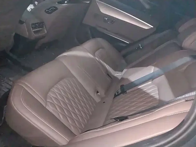 BYD Han 2022 DM-i 121KM Prestige — Фото автомобиля 16