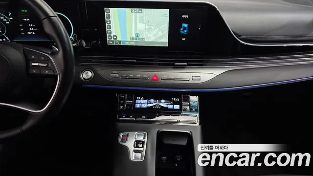 Hyundai Grandeur Grandeur (New) Hybrid — Фото автомобиля 15