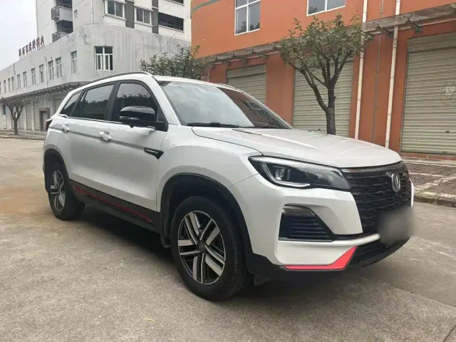 Changan CS75 — Фото автомобиля 8