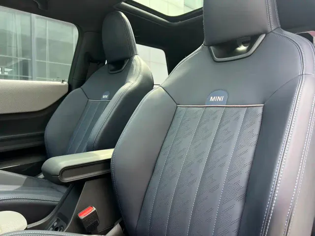 MINI Hatch — Фото автомобиля 7