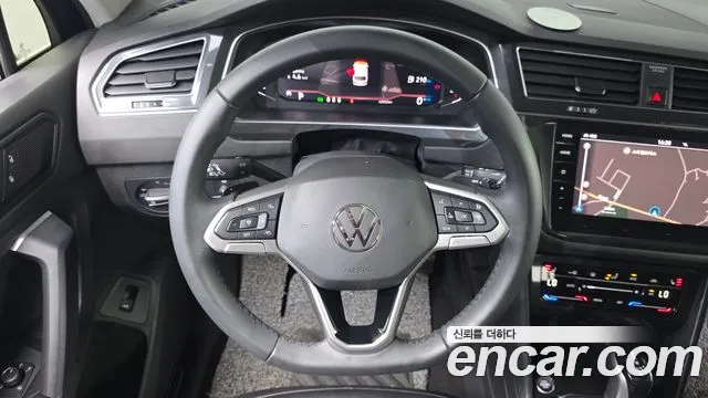 Volkswagen Tiguan Tiguan 2 поколение 2.0 TDI 4Motion Prestige — Фото автомобиля 10