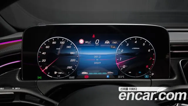 Mercedes-Benz E-Class — Фото автомобиля 7
