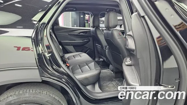 Chevrolet Trailblazer — Фото автомобиля 11