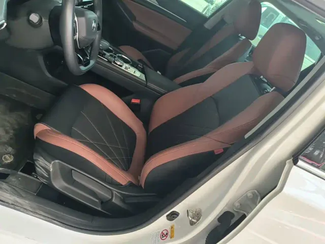 Changan Eado — Фото автомобиля 14