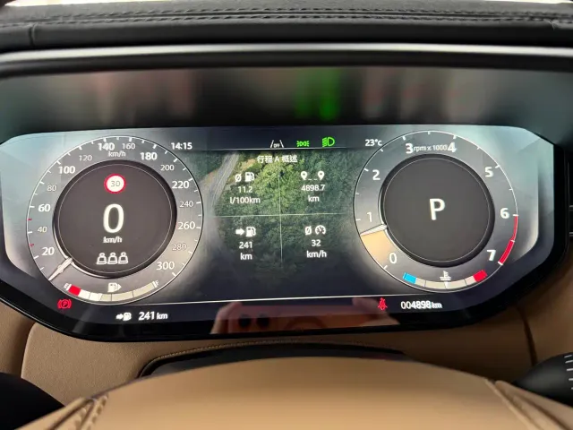 Land Rover Range Rover Sport — Фото автомобиля 10